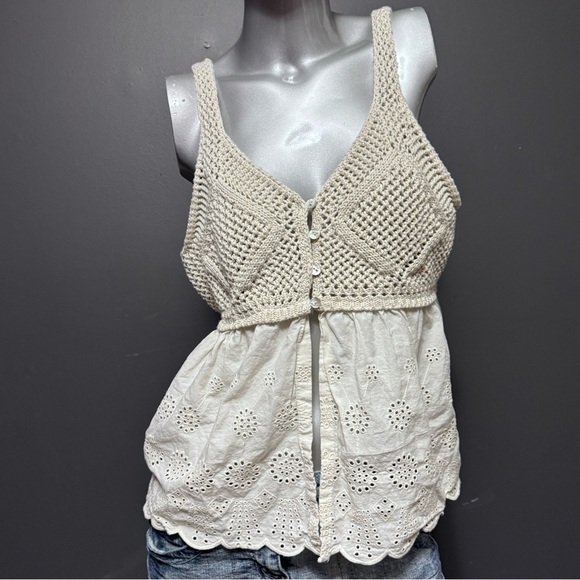 Tops - Room 34 Crochet Lace Summer Style Tank Top